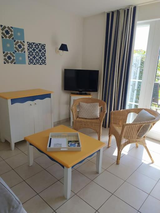 Charmante Maison De Vacances Avec Acces Piscine Talmont-Saint-Hilaire Bagian luar foto